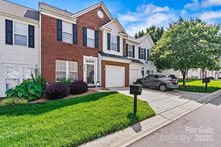 8002 Mariners Pointe Circle