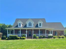 403 Patrick Henry Court