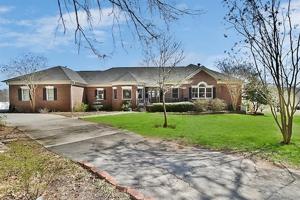 1375 Saddle Drive