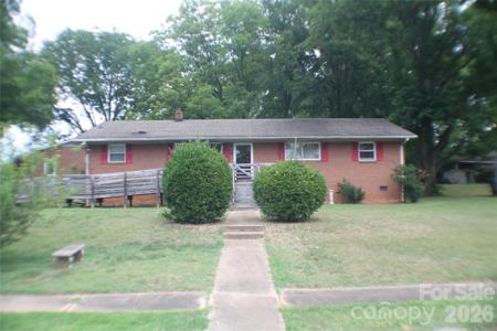 621 Westside Terrace