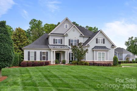 200 Seven Oaks Landing