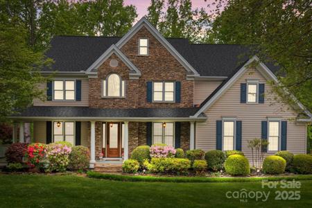 263 Fernbrook Drive