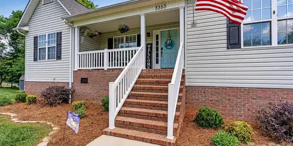 3353 48th Avenue Lane NE