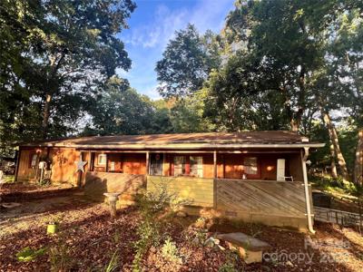 3685 River Road