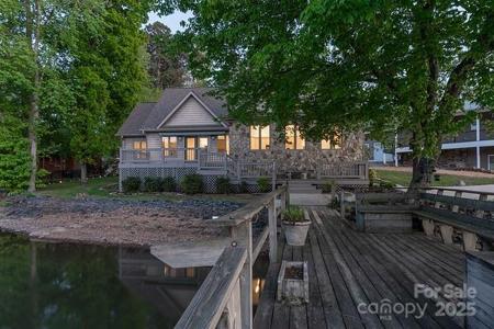 639 Panther Point Trail