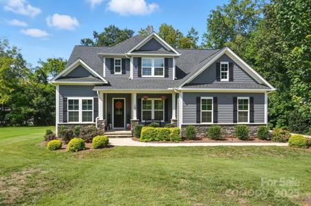 105 Lake Mist Drive