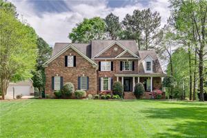 416 Glen Hollow Drive