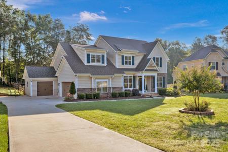 131 Lakeshore Hills Drive