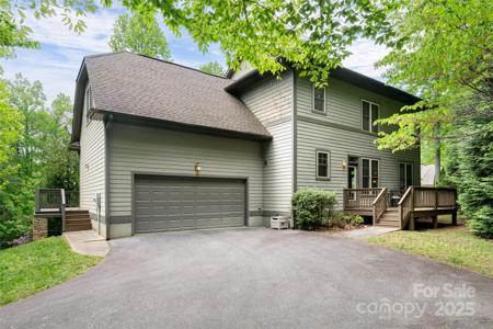 4 Yellow Owl Court