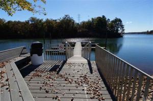 221 RIVERCLIFF Drive