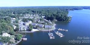 13822 Queens Harbor