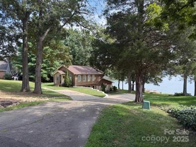 2060 Stoneview Circle