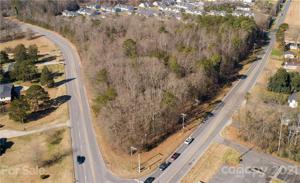 1765 Twin Lakes