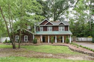 1701 Lake