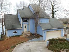 6612 Harbor Lane