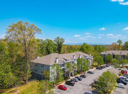 400 Vista Lake Drive