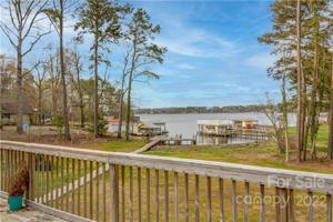 10913 Willow Oak