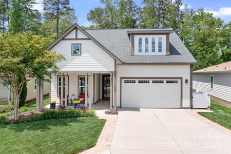 4902 Looking Glass Trail