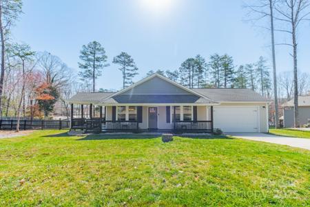 6835 Ingleside Drive