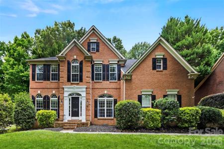 2832 Shady Reach Lane