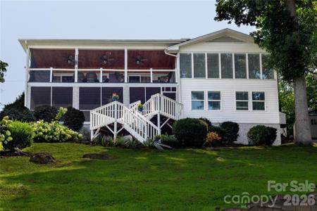 220 Lakeshore Lane