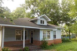 103 N McGinnis Place