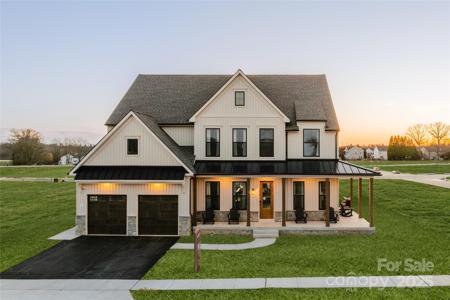 Lot 42 Watercourse Way