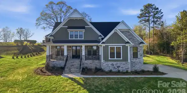 208 Cross Creek Drive