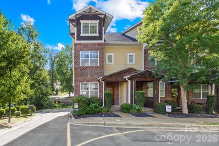 605 Village Main Circle