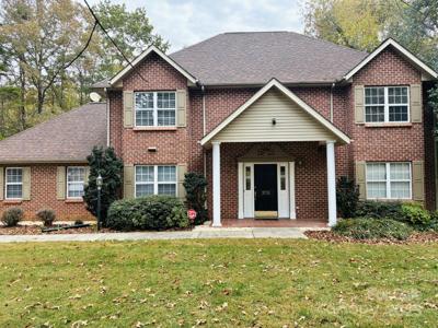 570 29th Avenue Drive NW