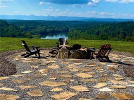 304 Table Rock NW
