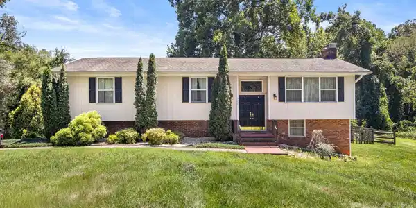 5225 Wolfe Road