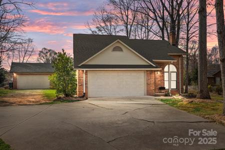 8260 Graham Road