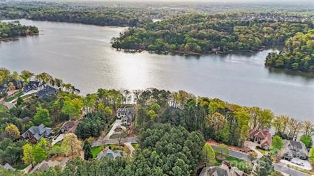 3217 Lake Pointe Drive