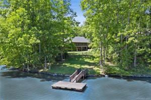725 Riverwalk Drive