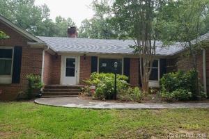 3012 Hitching Post Lane