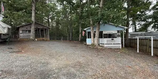 107/109 Holly Cove Trail
