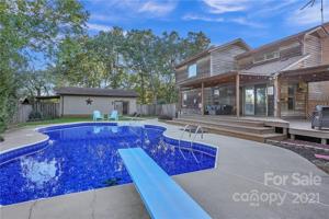 454 Woodmen