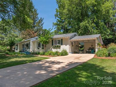 2859 S Lakeshore Drive