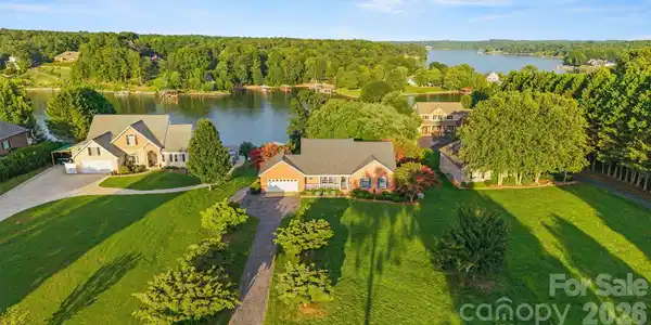 50 Sand Bar Drive
