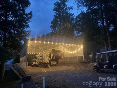 114 Redwood Trail