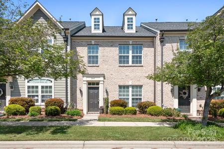 11447 Potters Row