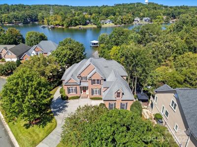 524 River Lake Court