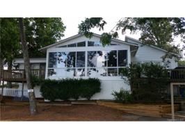 142 Lake Point Circle 