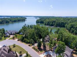 3542 Aqua Point Drive