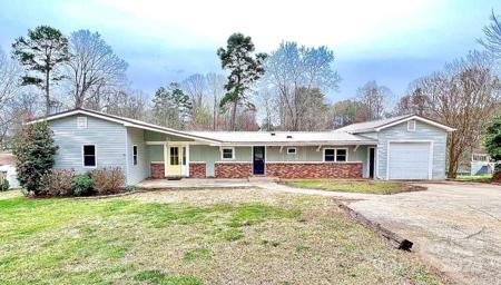 160 Hazelton Loop