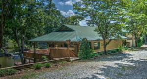 147 Arrowhead Point