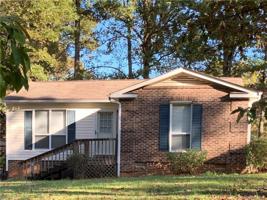 1522 W Lakewood Drive