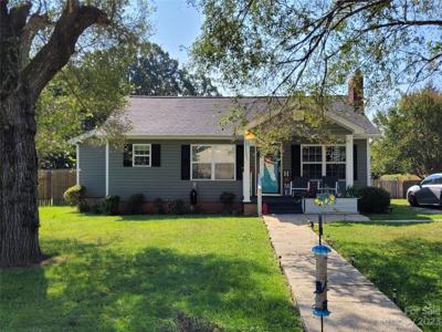 203 Lowe Street