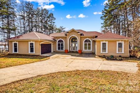 9145 Bringle Ferry Road